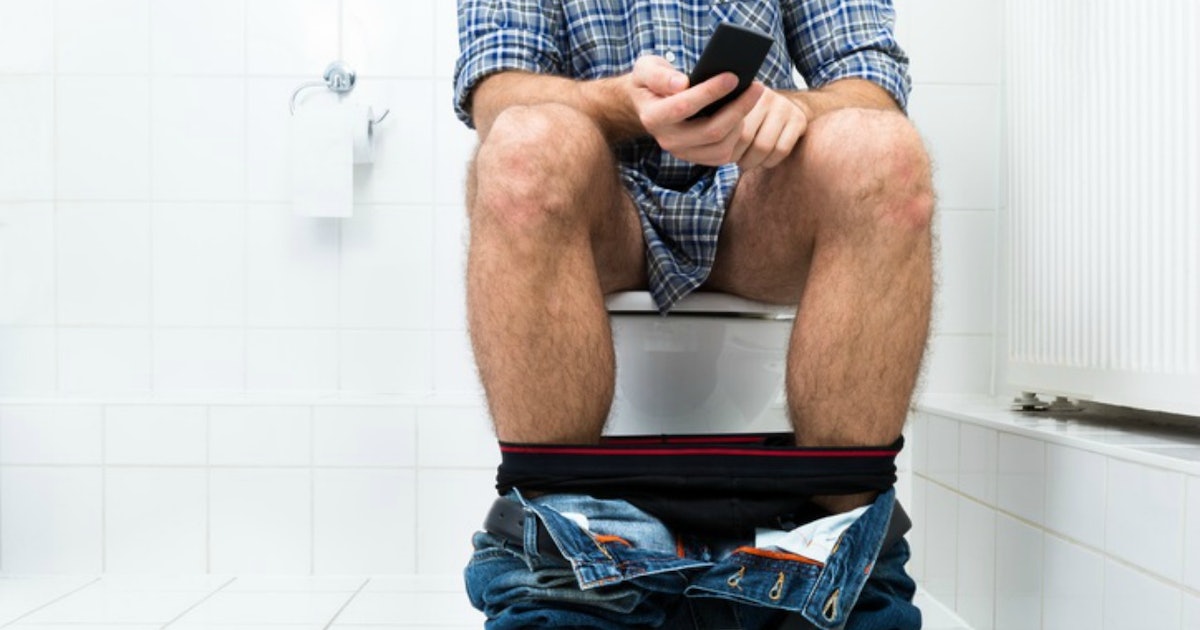 Dear Men: You'Re In The Bathroom Too Long, And It'S Bad For Your A**Hole
